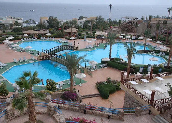 Üdülőközpont Queen Aqua Park 4*