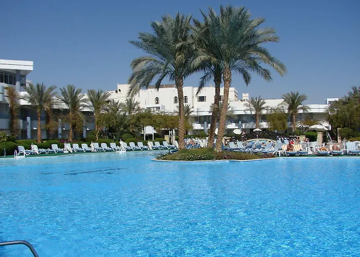 Üdülőközpont Queen Aqua Park 4*