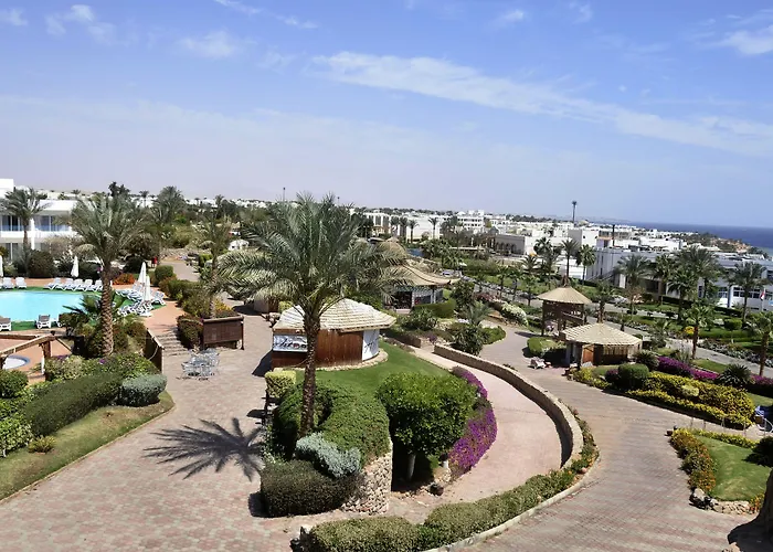 Queen Aqua Park 4*